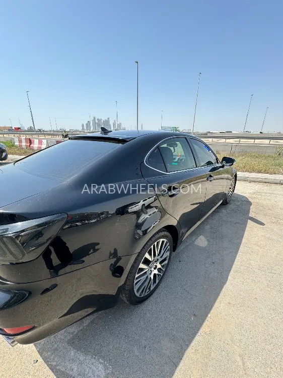 Lexus IS 2010 for Sale in Dubai Image-4