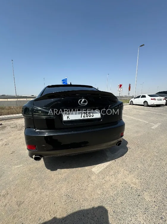 Lexus IS 2010 for Sale in Dubai Image-5