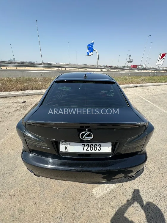 Lexus IS 2010 for Sale in Dubai Image-3