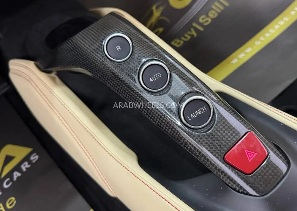 Ferrari 488 2016 for Sale in Dubai Image-9