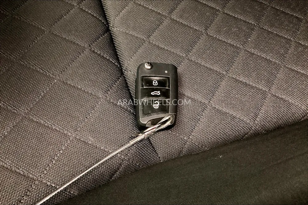 Volkswagen Teramont 2019 for Sale in Sharjah Image-24