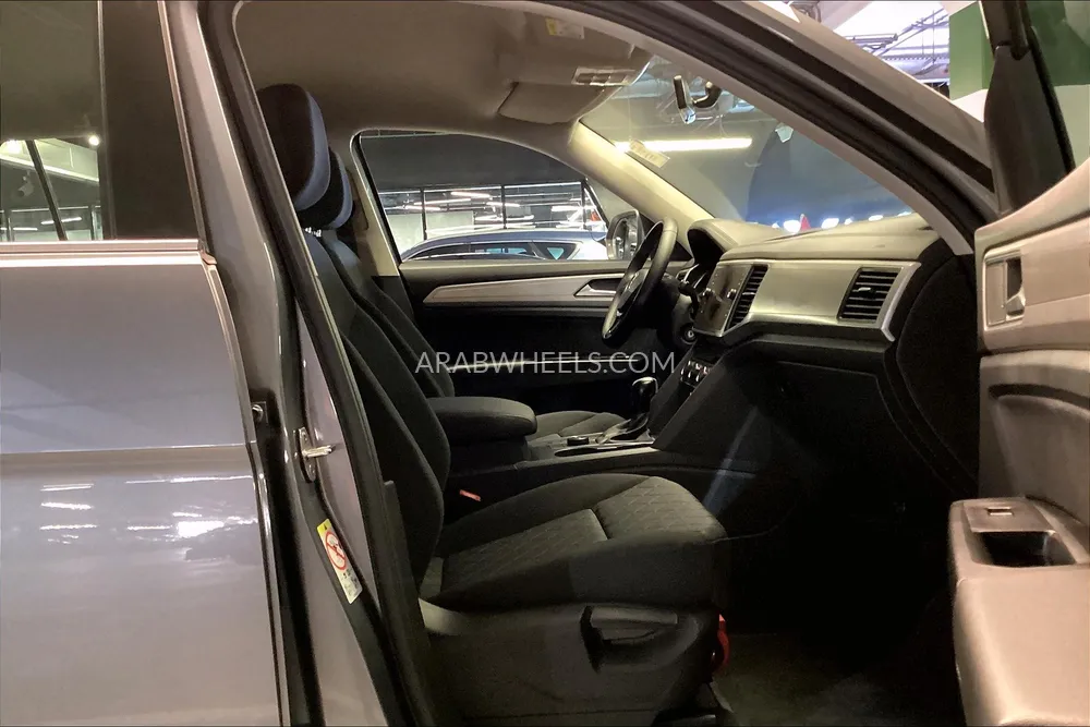 Volkswagen Teramont 2019 for Sale in Sharjah Image-26