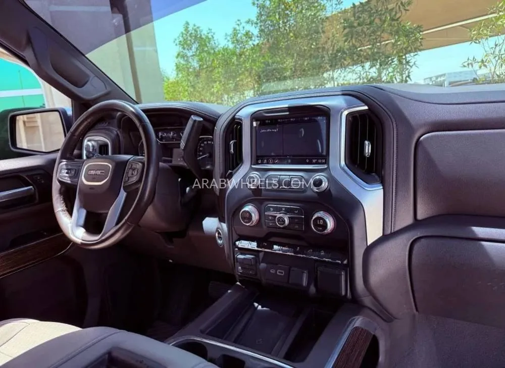 جي إم سي سييرا 2019 for Sale in عجمان Image-4