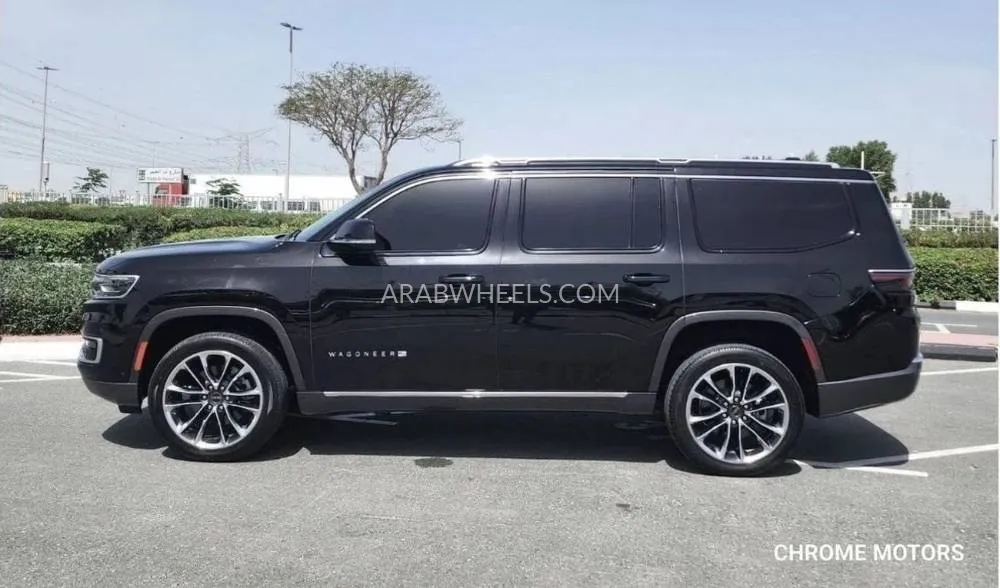 Jeep Grand Wagoneer 2022 for Sale in Dubai Image-4