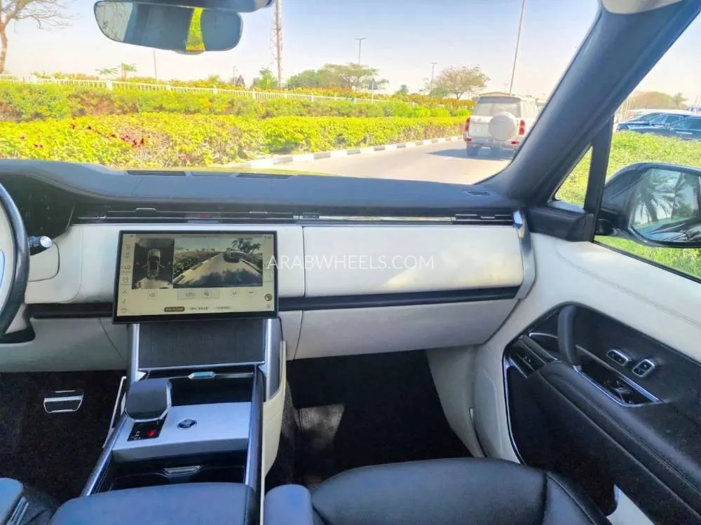Land Rover Range Rover 2024 for Sale in Dubai Image-10