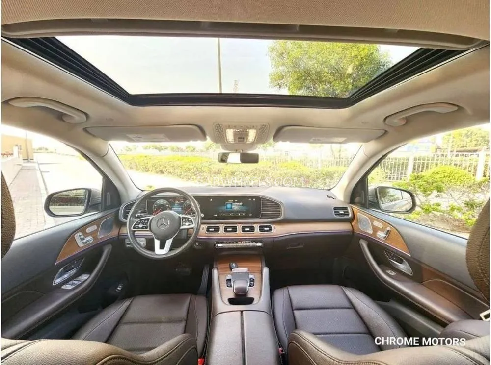 Mercedes Benz GLE Class 2020 for Sale in Dubai Image-14