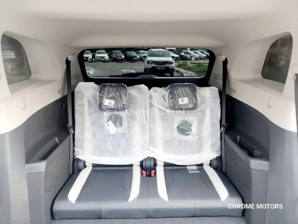 Volkswagen ID.6 2022 for Sale in Dubai Image-20