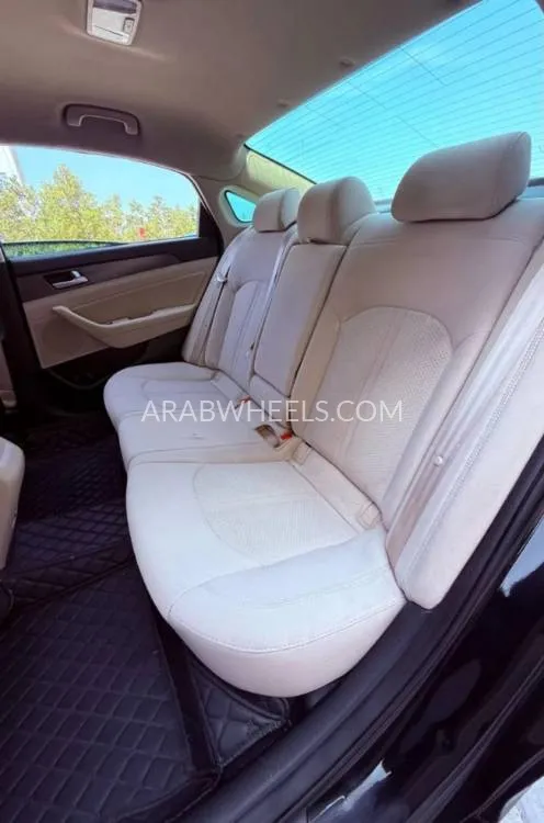 Hyundai Sonata 2016 for Sale in Ajman Image-8