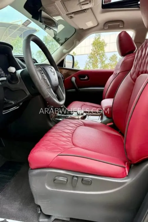 Nissan Patrol 2018 for Sale in Ajman Image-7