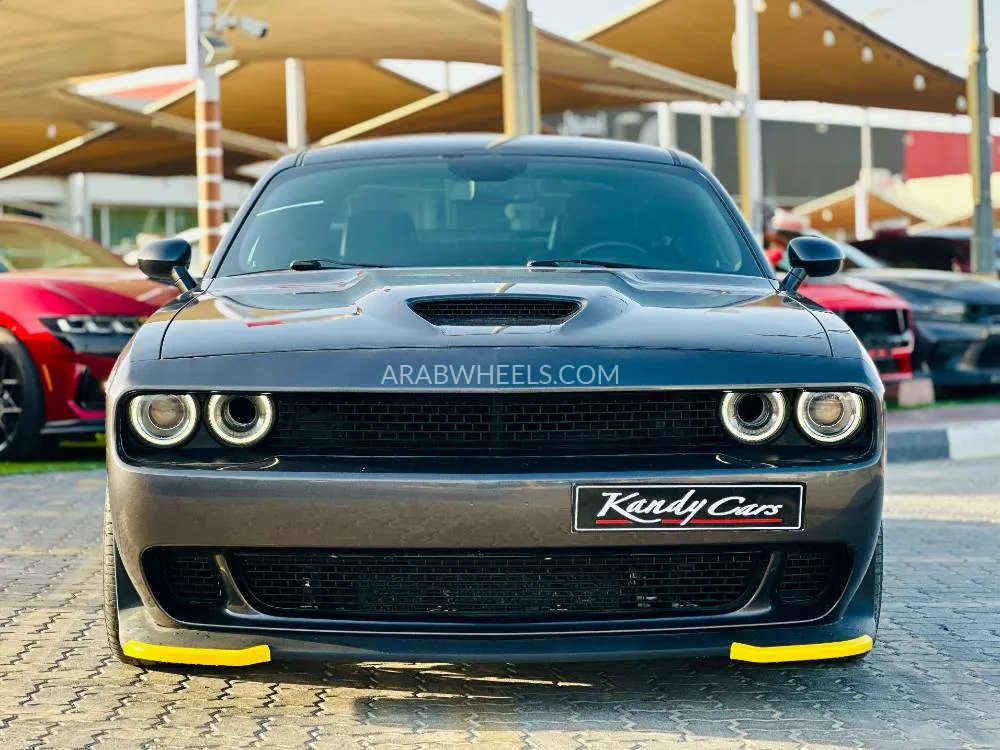 Dodge Challenger 2020 for Sale in Sharjah Image-2