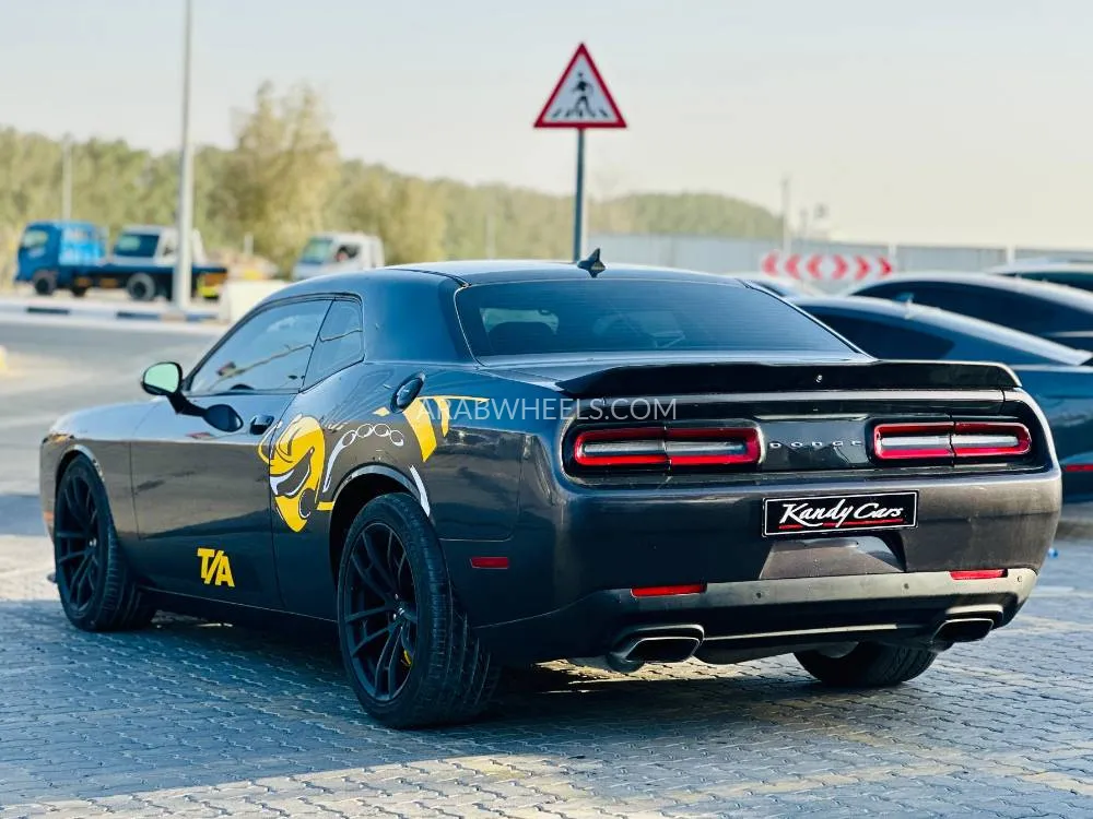 Dodge Challenger 2020 for Sale in Sharjah Image-7