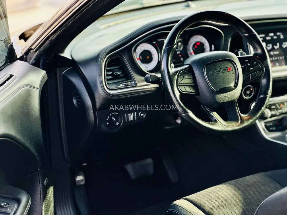 Dodge Challenger 2020 for Sale in Sharjah Image-10