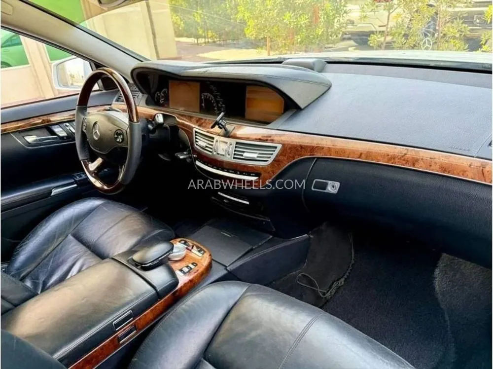 Mercedes Benz S Class 2009 for Sale in Ajman Image-5