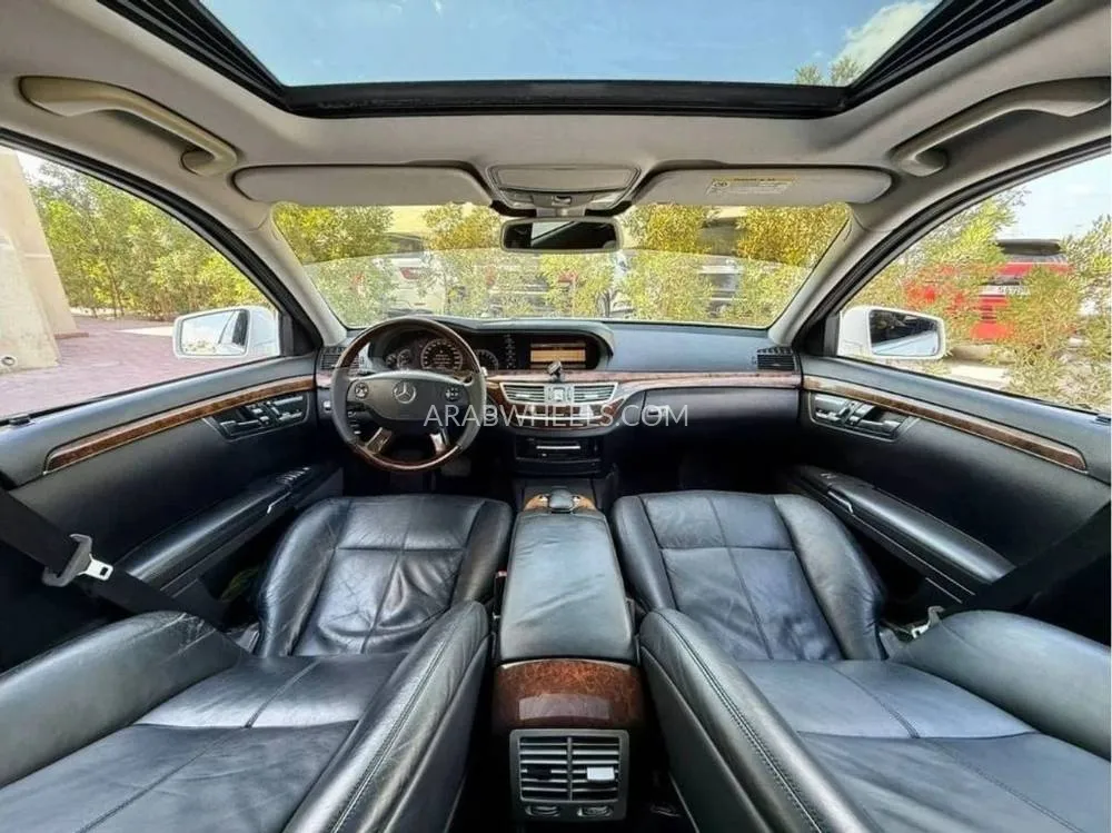 Mercedes Benz S Class 2009 for Sale in Ajman Image-6