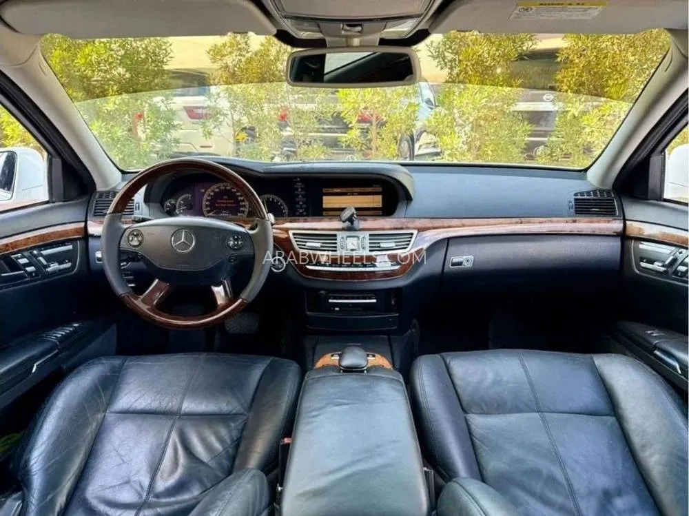 Mercedes Benz S Class 2009 for Sale in Ajman Image-8