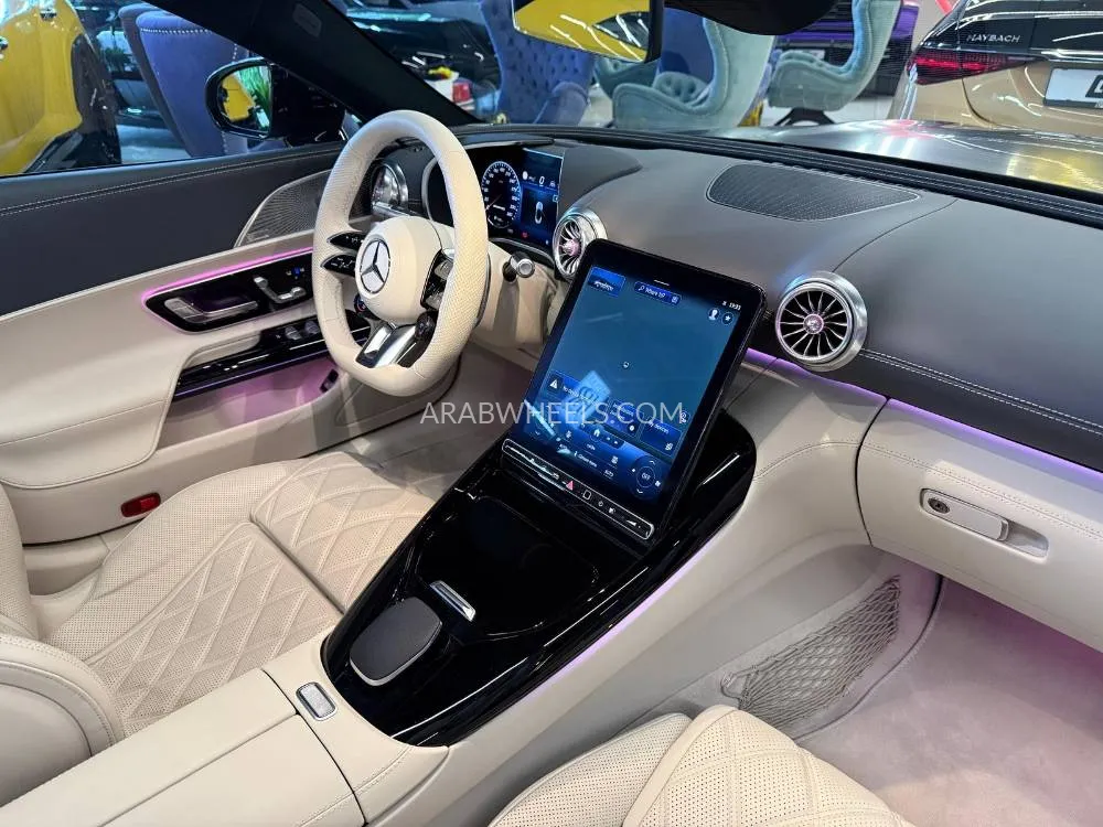 Mercedes Benz SL Class 2023 for Sale in Dubai Image-6