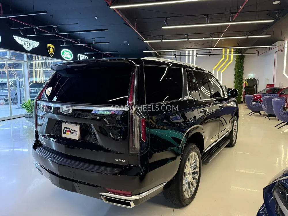 Cadillac Escalade 2023 for Sale in Dubai Image-12