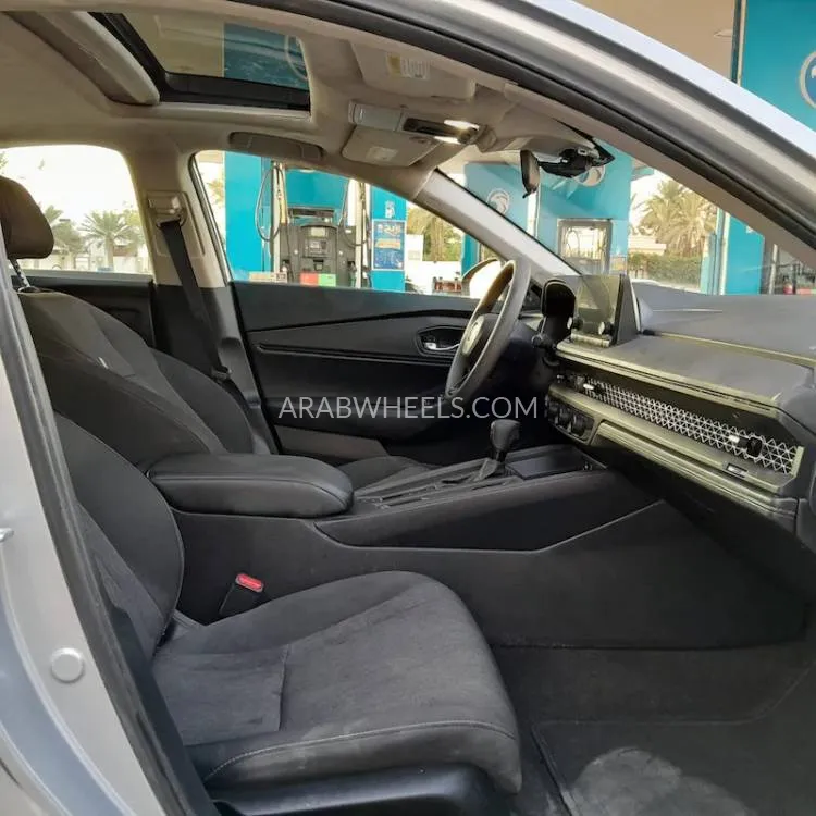 Honda Accord 2023 for Sale in Sharjah Image-13