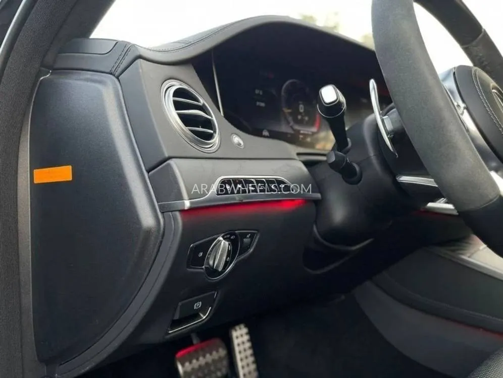 Mercedes Benz S Class 2018 for Sale in Dubai Image-10