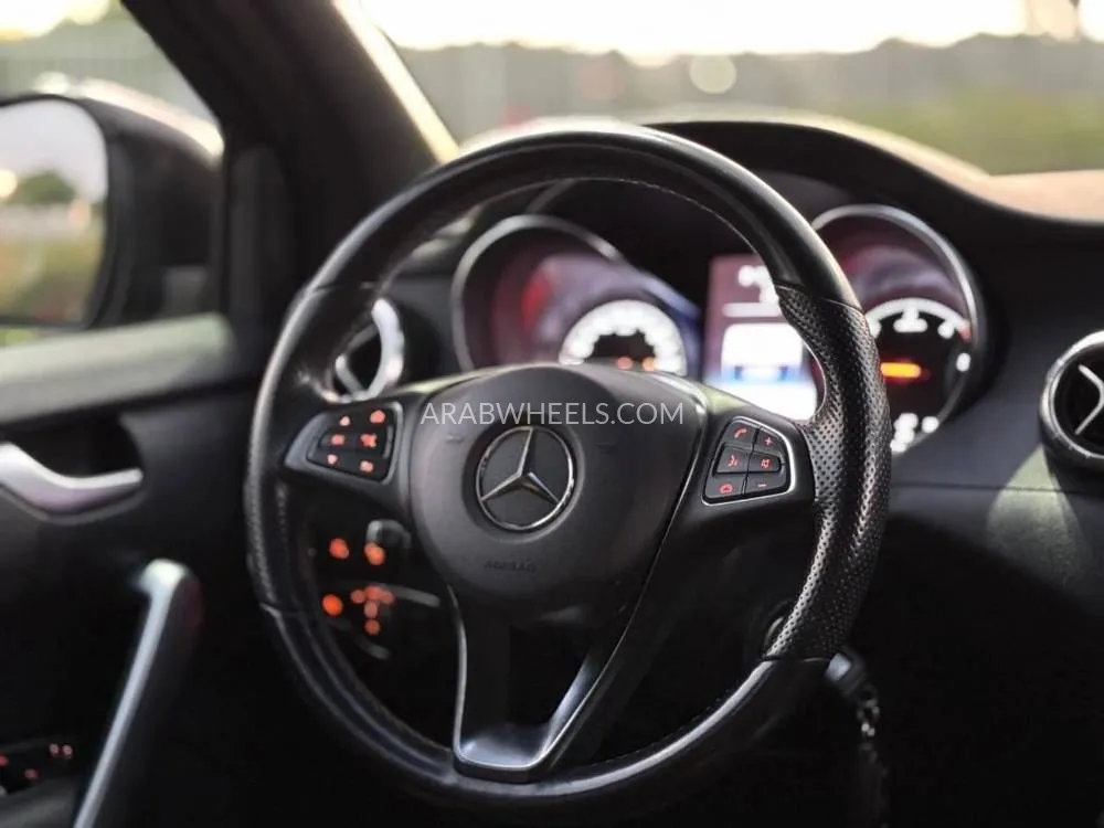 Mercedes Benz X Class 2022 for Sale in Dubai Image-17