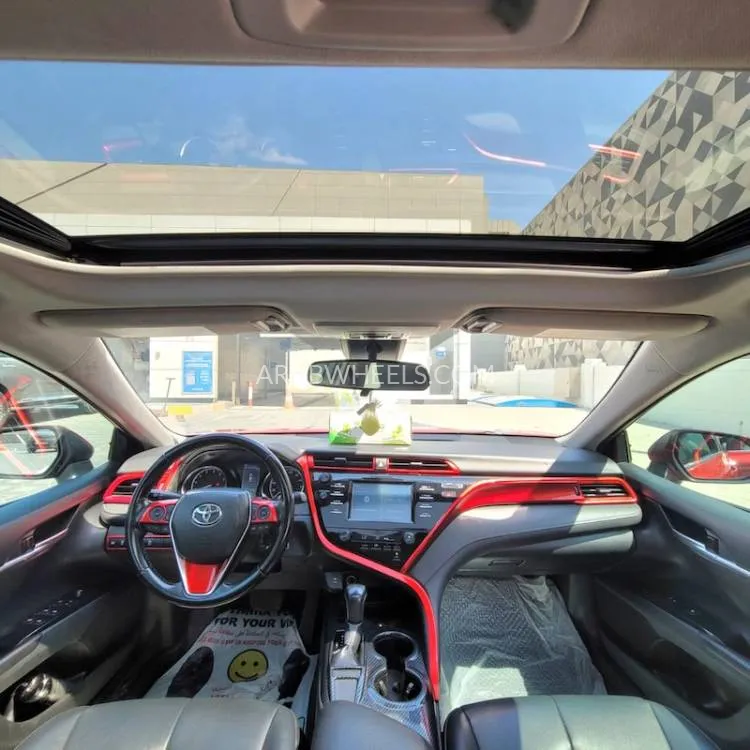 Toyota Camry 2019 for Sale in Sharjah Image-13