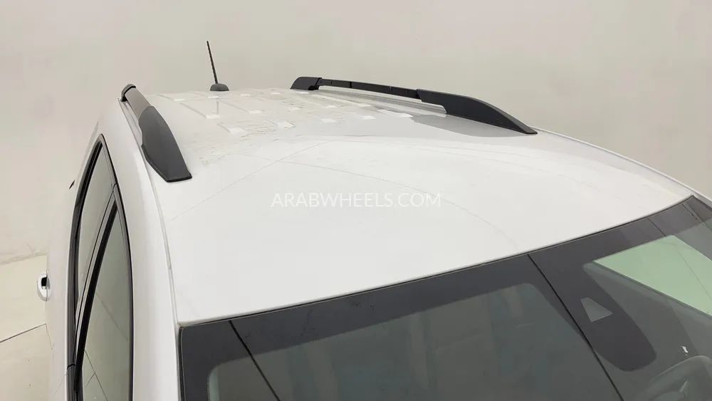 جي إم سي اكاديا 2023 for Sale in دبي Image-11