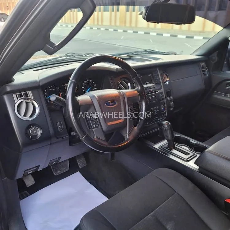 Ford Expedition 2016 for Sale in Sharjah Image-5