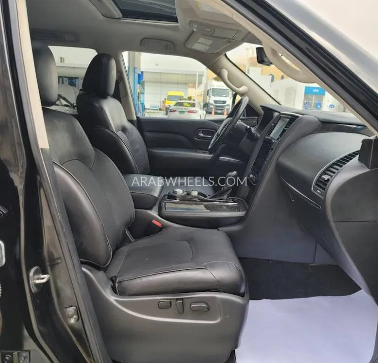 Infiniti QX80 2020 for Sale in Sharjah Image-5
