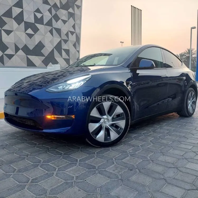 تسلا Y موديل  2023 for Sale in الشارقة Image-3