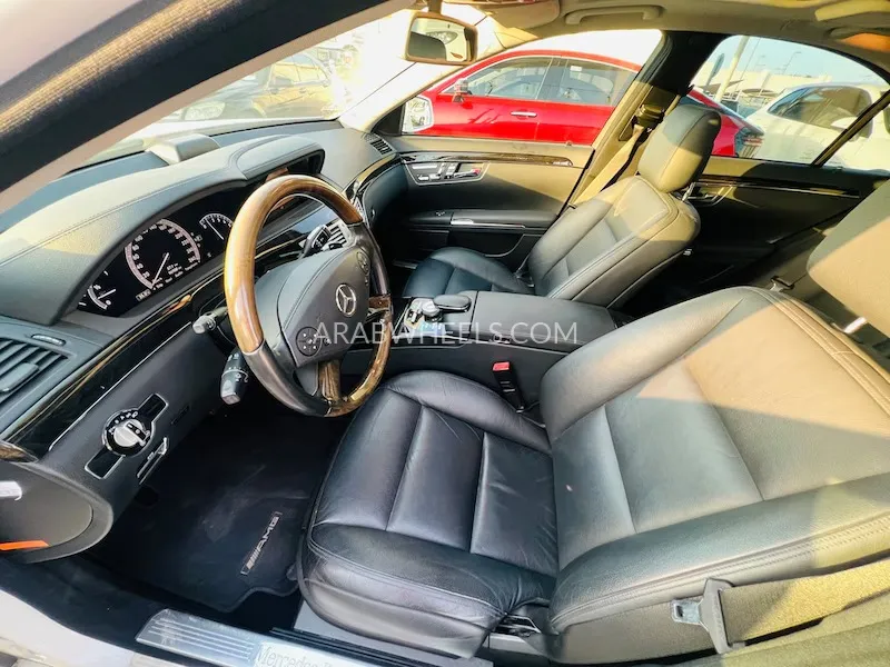 Mercedes Benz S Class 2011 for Sale in Sharjah Image-6