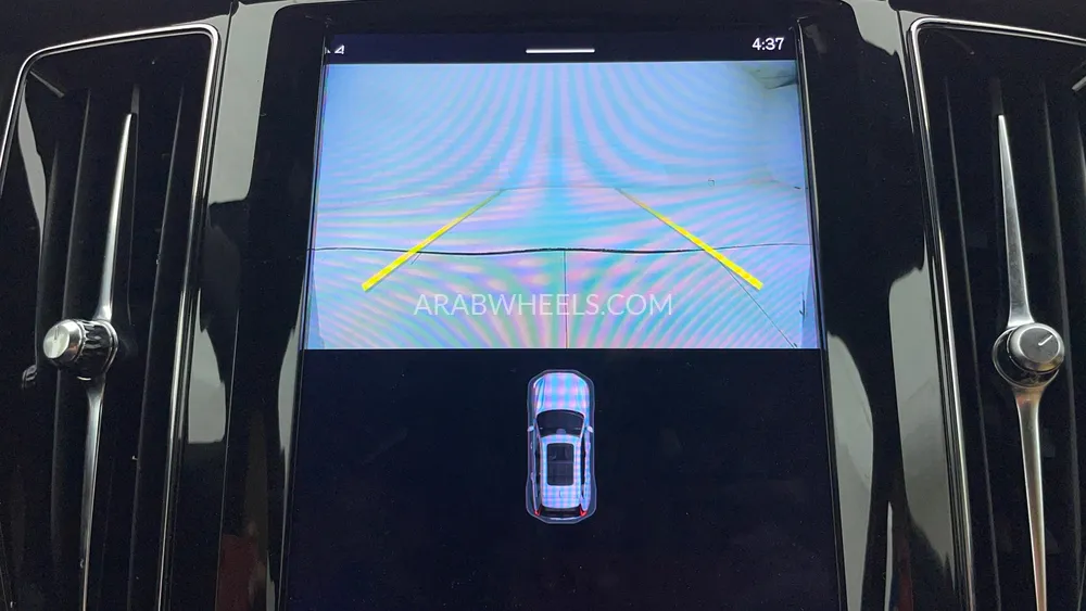 Volvo XC60 2023 for Sale in Dubai Image-17