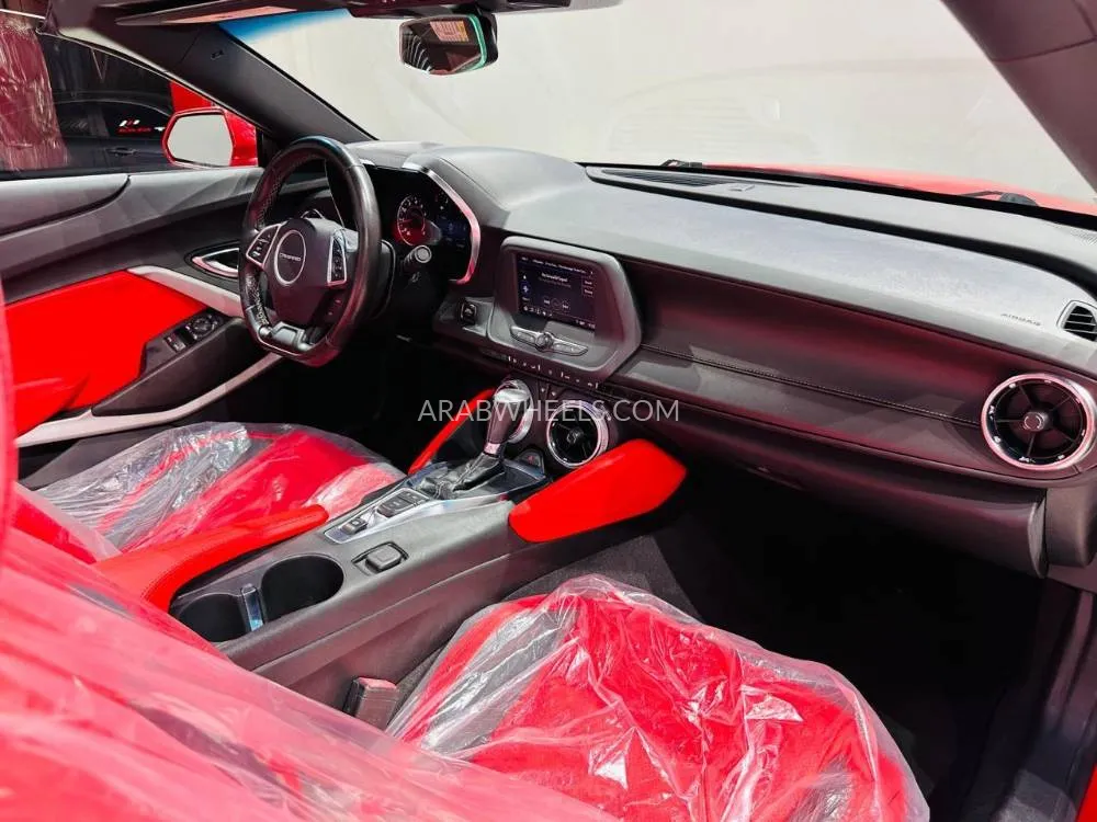 Chevrolet Camaro 2022 for Sale in Dubai Image-8
