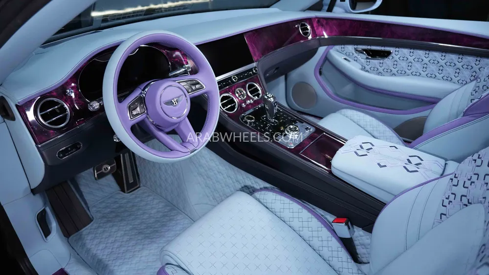 Bentley Continental GTC 2023 for Sale in Dubai Image-21