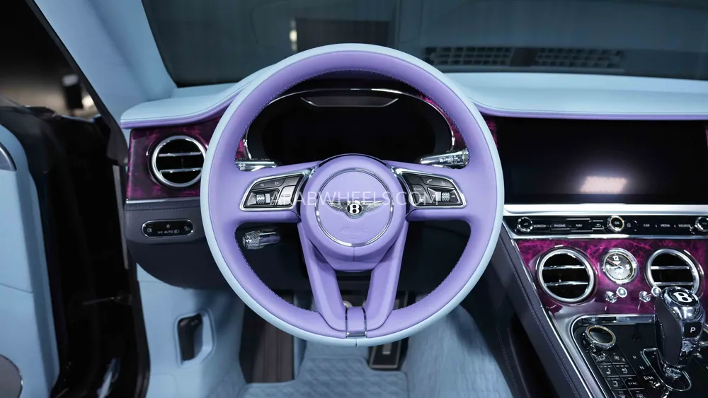 Bentley Continental GTC 2023 for Sale in Dubai Image-22