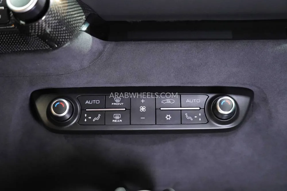 فيراري 812 سوبرفاست 2022 for Sale in دبي Image-21