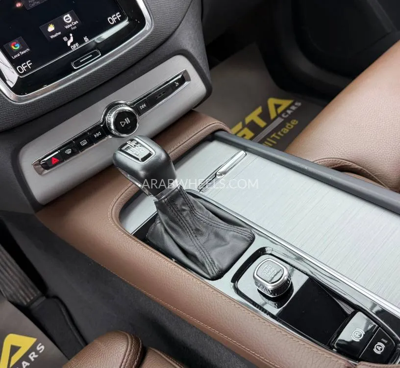 Volvo XC90 2020 for Sale in Dubai Image-7