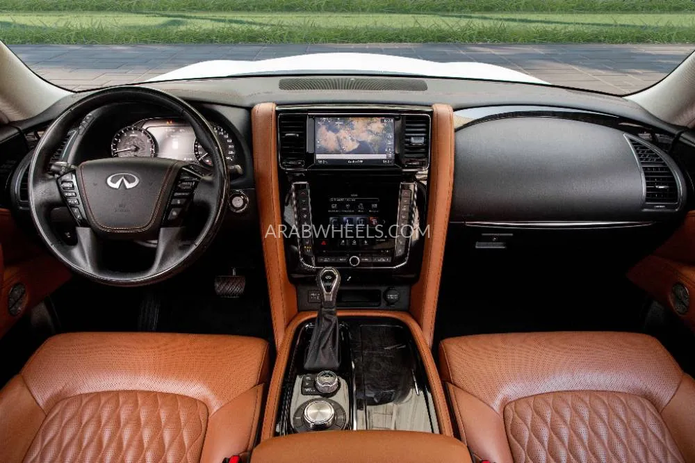 Infiniti QX80 2021 for Sale in Dubai Image-8