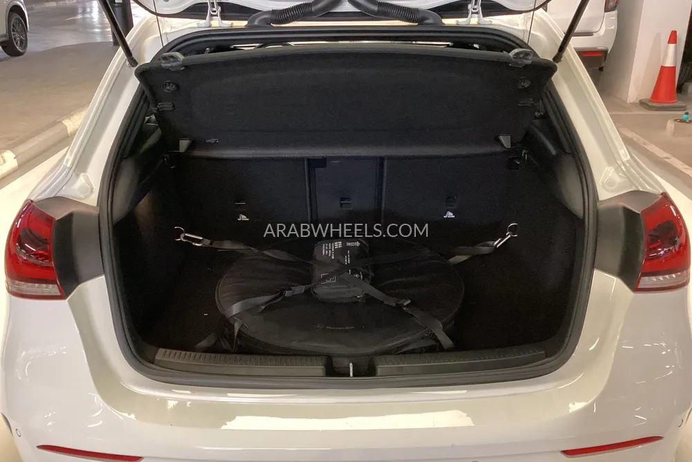 مرسيدس بنز كلاس A 2019 for Sale in الشارقة Image-28