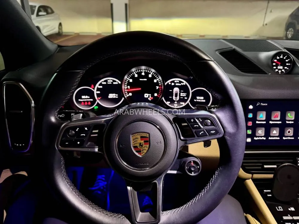 Porsche Cayenne 2021 for Sale in Dubai Image-5