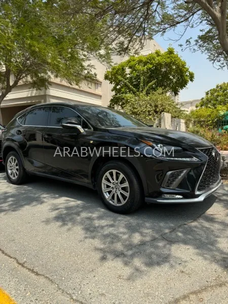 لكزس NX 2020 for Sale in دبي Image-2