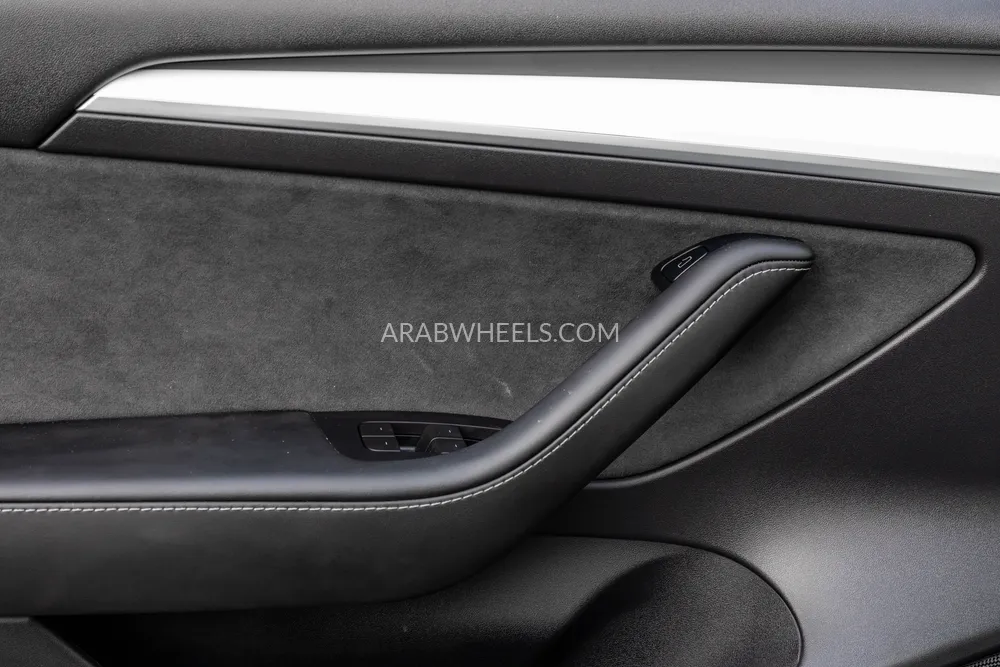 تسلا موديل 3 2022 for Sale in دبي Image-5