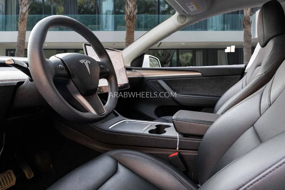 تسلا Y موديل  2024 for Sale in دبي Image-7
