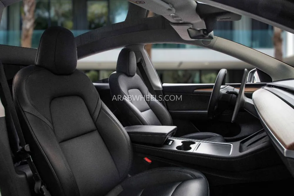 تسلا Y موديل  2022 for Sale in دبي Image-6