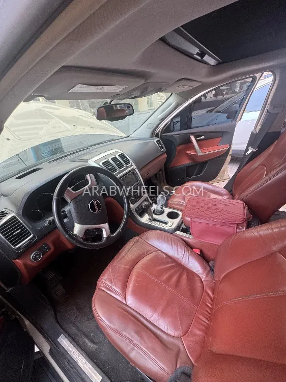 GMC Acadia 2008 for Sale in Sharjah Image-4