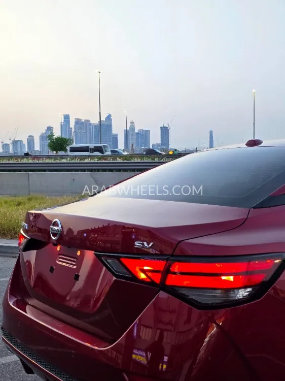 Nissan Sentra 2022 for Sale in Dubai Image-11