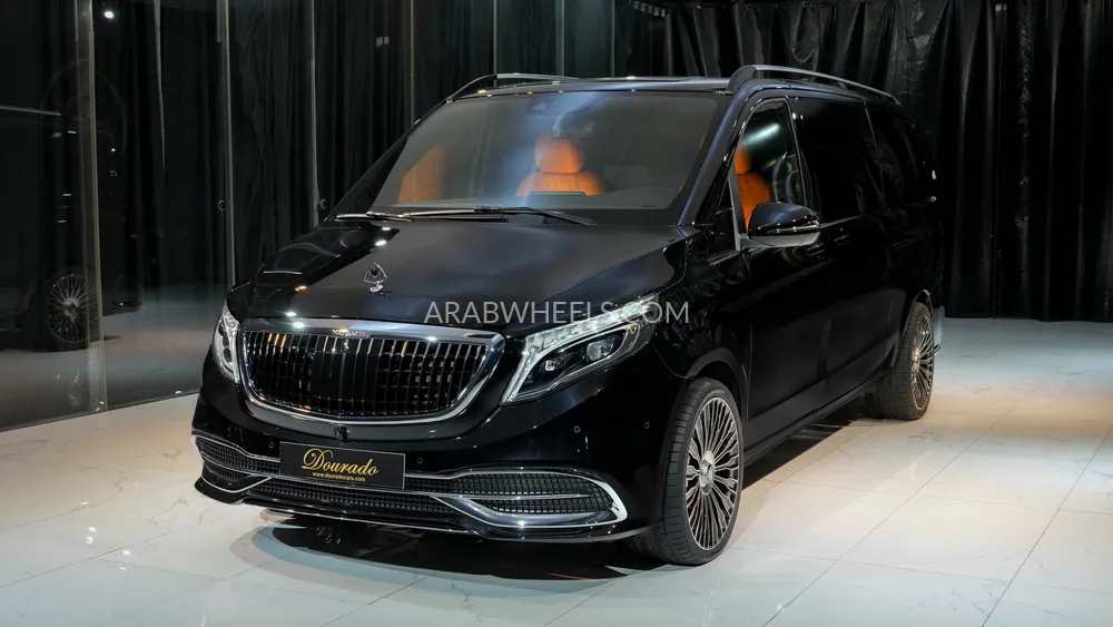 Mercedes Benz V Class 2023 for Sale in Dubai Image-2