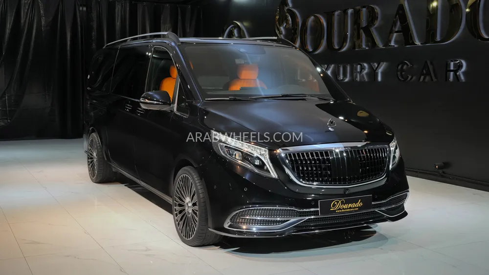 Mercedes Benz V Class 2023 for Sale in Dubai Image-3