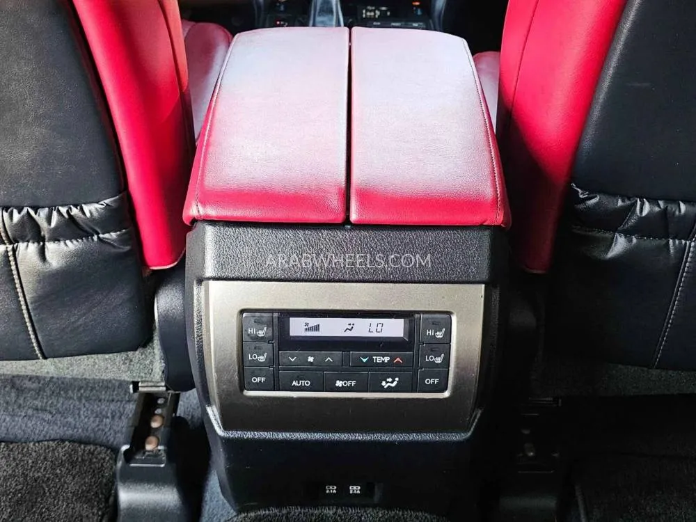 Lexus GX 2023 for Sale in Dubai Image-8