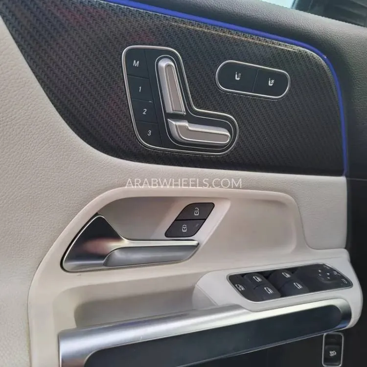 Mercedes Benz GLB 2020 for Sale in Sharjah Image-7