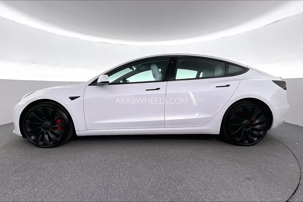 Tesla Model 3 2022 for Sale in Dubai Image-6